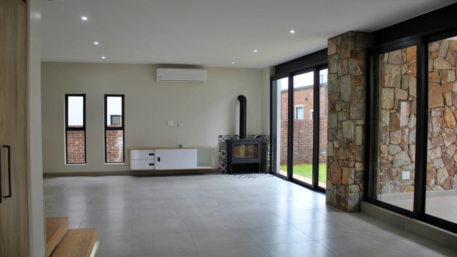 3 Bedroom Property for Sale in Helderzicht Eco Estate North West